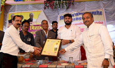 CG:शिक्षक ही विद्यालय और समाज को बनाता है स्वर्ग:विधायक आशीष छाबड़ा...ग्राम गोडगिरी में 66.26 लाख रुपए के विभिन्न विकास कार्य की सौगात सहित स्कूल आहता,मंच निर्माण की घोषणा