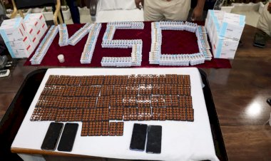 महासमुन्द पुलिस के द्वारा नशे का कारोबार करने वालों पर ताबडतोड कार्यवाही नशा विरोधी अभियान के तहत अवैध मादक पदार्थो पर लगातार कार्यवाही जारी