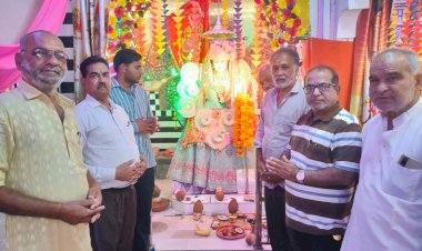 शारदे नवरात्रा में माता रानी का किया अदभुत श्रृंगार