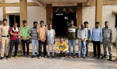 फरार वारंटीयों तथा आरोपियो की धरपकड़ पर बस्तर पुलिस की कार्यवाही...