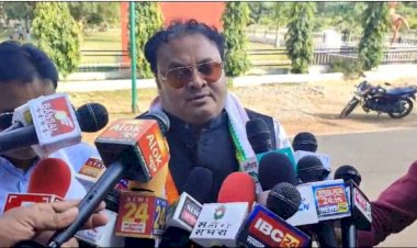 CG ब्रेकिंग :  MLA प्रमोद शर्मा कांग्रेस में हुए शामिल, सीएम भूपेश बघेल ने सैंकड़ों कार्यकर्ताओं के साथ कराया कांग्रेस में प्रवेश...