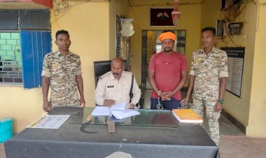 शहर में चाकू लेकर डराने धमकाने वाला एक आरोपी : आरोपी द्वारा धारदार छुरी चाकू से लोगो को डराया धमकाया जा रहा था...