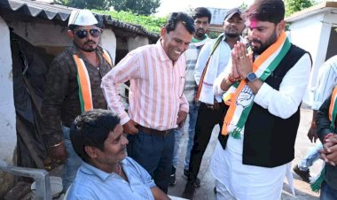 CG:बेमेतरा विधानसभा क्षेत्र के कांग्रेस प्रत्याशी आशीष छाबड़ा  कारोकन्या मंदिर से जन आशीर्वाद से यात्रा गांव गांव तक, ग्रामीणों का मिल रहा है भारी जन-समर्थन
