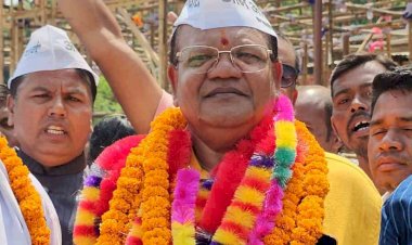 CG Political ब्रेकिंग : चुनाव से पहले आम आदमी पार्टी को लगा बड़ा झटका, इस प्रत्याशी ने नामांकन लिया वापस, कमल छोड़ थामी थी झाड़ू.....