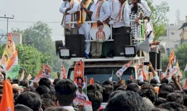 CG पीसीसी चीफ व सांसद दीपक बैज तेलंगान के विशाल रैली में शामिल हुए ...