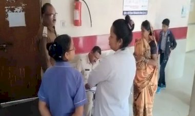 CG - मितानिन ने महिला डॉक्टर को जड़ा थप्पड़, प्रसव कक्ष में इस बात पर हुआ विवाद, अस्पताल में मचा हड़कंप.....