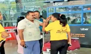 CG एयरपोर्ट पर खुलेआम गुंडागर्दी VIDEO : दो ट्रैवल कंपनियों के कर्मचारी आपस में भिड़े, गाली-गलौज और धमकाने का वीडियो तेजी से हो वायरल...देखे वीडियो….