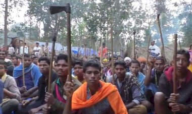 CG NEWS : 11 महीनों से धरने पर बैठे आदिवासी ग्रामीण, आंदोलनकारियों ने पुलिस पर लगाया ये आरोप, इनके दबाव में जीवन यापन करने मजबूर हुए ग्रामीण, जानिए क्या है पूरा मामला....