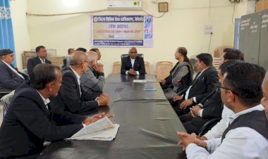 CG:16 दिसम्बर को आयोजित वर्ष के अंतिम नेशनल लोक अदालत के संबंध में बेमेतरा जिला अधिवक्ता संघ के साथ बैठक कर की गई चर्चा