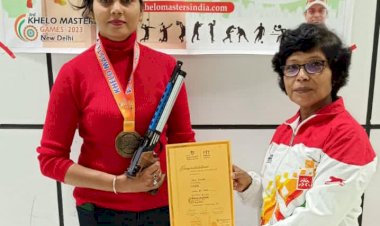 CG:छत्तीसगढ़ पुलिस के CID में पदस्थ ज्योति पाण्डेय ने दिल्ली में आयोजित पिस्टल शूटिंग में जीता गोल्ड मेडल