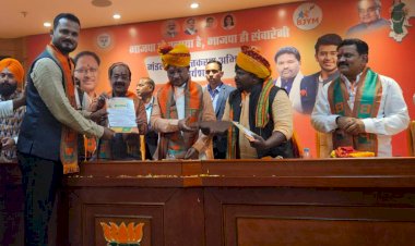 CG - जिलाध्यक्ष अविनाश का मुख्यमंत्री व उप मुख्यमंत्री ने किया सम्मान, अविनाश ने कहा यह सम्मान सभी कार्यकर्ताओं व क्षेत्र की जनता को समर्पित...