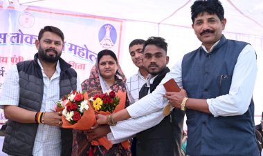 CG:बाबा गुरु घासीदास का संदेश सभी समाज के लिए अनुकरणीय पूर्व विधायक आशीष छाबड़ा.. शा.पो.मैट्रिक.अनु.जाति बालक छात्रावास कोबिया में आयोजित परम् पूज्य बाबा गुरु घासीदास जयंती एवं जिला स्तरीय पंथी नृत्य प्रतियोगिता