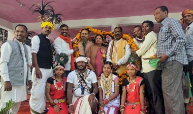 गढ़िया महोत्सव में दिखाई दी आदिवासी संस्कृति की झलक...छत्तीसगढ़ के सैकड़ों कलाकारों ने पारंपरिक नृत्य का किया प्रस्तुति...पारंपरिक नृत्य के माध्यम से पुरूखों से चली आ रही परंपरा को संरक्षित रखना बताए - रूपराय नेताम