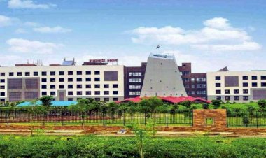 CG Job News : लिपिक वर्गीय कर्मचारियों के आवेदन इस तारीख तक आमंत्रित, जानिए कौन होंगे पात्र, देखें पूरी डिटेल्स....