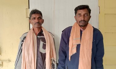 CG - गांजा की तस्करी : मोटरसाइकिल की डिक्की में अवैध रूप से मादक पदार्थ गांजा रखकर उड़ीसा से जगदलपुर की ओर आ रहा था कि धन पूंजी फॉरेस्ट नाका में चेकिंग के द्वारा नगरनार पुलिस को गांजा मिला, व्यक्ति को नगरनार पुलिस ने किया गिरफ्तार, आरोपी के कब्जे से कुल  1.480 किलोग्राम मादक पदार्थ गांजा की कीमती 14800 रुपया, एक मोटरसाइकिल क्रमांक ओडी 10 एफ 6101 को बरामद किया गया...