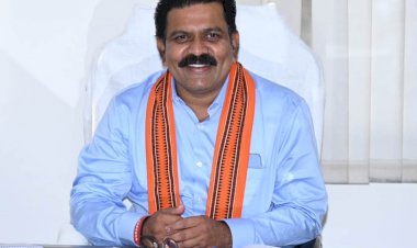 CG के छात्रों के लिए बड़ी खबर: लोकसभा चुनाव से पहले होगी व्यापम की भर्ती परीक्षाएं, IIT की तर्ज पर खोले जाएंगे CIT, डिप्टी CM ने दिए भर्ती परीक्षाएं पूरी पारदर्शिता से कराने के सख्त निर्देश.....