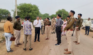 CG:बेमेतरा जिले के DMएवं SP ने किये लोलेसरा संत समागम मेला स्थल का निरीक्षण....संत समागम मेले के आयोजन के संबंध मे सभी आवश्यक तैयारियां समय पर पूर्ण कर लेने एवं सुरक्षा  व पार्किग व्यवस्था के संबंध में दिए आवश्यक दिशा निर्देश
