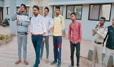 CG CMO Arrest  : पुलिस ने सीएमओ समेत 5 आरोपी को किया गिरफ्तार, इस वजह से हुई बड़ी कार्रवाई, जानिए क्या है पूरा मामला.....