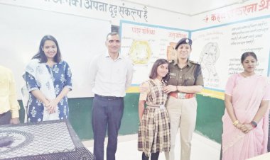 बेमेतरा कलेक्टर एवं एसपी ने किया कस्तूरबा छात्रावास का औचक निरिक्षण....आवासीय व्यवस्था सहित अन्य सुविधाओं का निरीक्षण करते हुए आवश्यक व्यवस्थाएं सुनिश्चित करने के दिए निर्देश