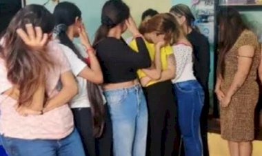 Sex Racket: स्पा की आड़ में जिस्मफरोशी का धंधा, देह व्यापार का भंडाफोड़, 7 युवतियों और 3 युवकों सहित 10 गिरफ्तार, कई आपत्तिजनक सामान बरामद, नजारा देख पुलिस भी रह गई दंग.....