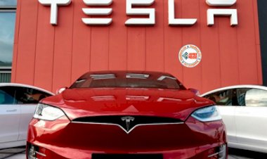 Upcoming Electric Car: टेस्ला की ये दमदार ईवी जल्द ही मार्केट में मचाएगी तहलका, इस कार कंपनी की बढ़ेगी मुसीबत, होंगे ये कई एडवांस फीचर...