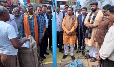 ...जब CM साय ने धान खरीदी केंद्र का किया औचक निरीक्षण... अपने सामने धान का करवाया तौल... फिर जो हुआ....