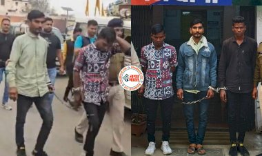 CG- किडनैपर्स का निकाला जुलूस VIDEO: दोस्तों ने नग्न कर पीटा... अपहरण कर मांगी फिरौती... अब सरेआम लगा रहे उठक-बैठक... देखें वीडियो....