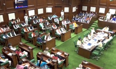 CG- गौ तस्करी पर सियासत : विधानसभा में गूंजा गौ तस्करी का मामला, सदन में जमकर हुआ हंगामा, विपक्ष ने सरकार पर लगाए ये गंभीर आरोप....