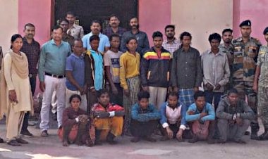 CG- ट्रिपल मर्डर: सो रहे पति-पत्नी और बच्चे की टांगिया से मारकर हत्या... फिर किया आग के हवाले... 14 आरोपी गिरफ्तार....