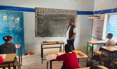 लखनपुर विकासखंड शिक्षा अधिकारी ने स्कूलों का किया आकस्मिक निरीक्षण।