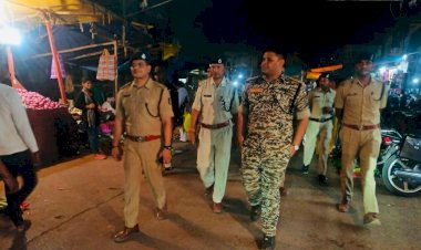 CG - पुलिस अधीक्षक शलभ सिन्हा ( IPS) द्वारा संजय मार्केट तथा आसपास का किया गया औचक निरक्षण...