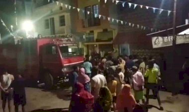 CG - शराबी युवक ने पहले जमकर मचाया उत्पात, फिर फूंक डाला अपना ही घर, इलाके में मचा हड़कंप.....