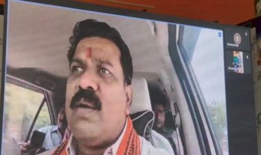 56 वर्ष संघर्ष और प्रतीक्षा हुए समाप्त , किसानों के लिए भागीरथ बने उप मुख्यमंत्री विजय शर्मा सुतिया पाठ जलाशय नहर विस्तारीकरण कार्य का हुआ भूमिपूजन,
 
खेतों तक पानी पहुचाने 56 वर्ष से संघर्ष कर रहे किसानो का सपना हुआ साकार विजय शर्मा ने चुनाव पूर्व किया अपना वादा निभाया,
सुतियापाठ नहर विस्तारीकरण कार्य का हुआ भूमिपूजन ,किसानों से वर्चुवल संवाद किये विजय शर्मा ,ख़ुशी में संघर्ष करने वाले किसानो के छलके आसूं।