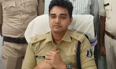 CG ब्रेकिंग : छत्तीसगढ़ कैडर के इस आईपीएस की अचानक बिगड़ी तबीयत, राजधानी किया गया रेफर, जानें कैसी है तबीयत?