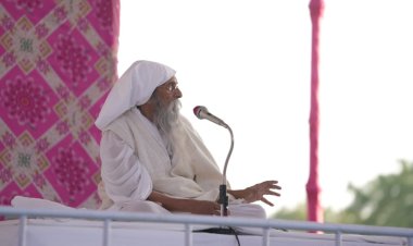 होली सबसे माफी मांगने का दिन है, संकल्प बनाओ कि इसी जीवन में पार होना है - सन्त बाबा उमाकान्त महाराज