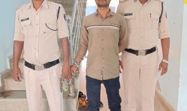 RAIPUR CRIME NEWS : महिला के साथ छेड़छाड़ करने वाले थाना आरंग के गुंडा बदमाश आरोपी गिरफ्तार