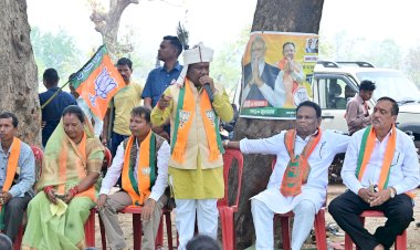 CG - लखमा के गढ़ में महेश कश्यप की हुंकार : डरा धमकाकर वोट मांगने वाले भ्रष्टाचारी को सबक सिखाना जरूरी...