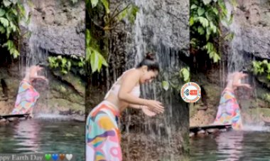 Rashmika Mandanna Viral News : झरने के नीचे खड़े होकर 'पुष्पा' की श्रीवल्ली ने दिखाई कातिलाना अदाएं, नज़ारा देख दिल दे बैठे फैंस, यहाँ देखें विडियो...
