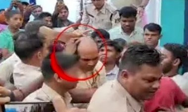 CG - शादी में मचा बवाल : नकली बाल लगाकर दूल्हा पहुंचा शादी रचाने, ऐसे खुली पोल, जमकर हुआ हंगामा, लड़की वालों ने जूते से की खातिरदारी.....