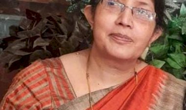 अंबिकापुर विधायक राजेश अग्रवाल की बड़ी बहन श्रीमती कमलेश देवी अग्रवाल का निधन होगा अंतिम यात्रा में परिवार सहित क्षेत्र के लोग हुए बड़ी संख्या में शामिल।