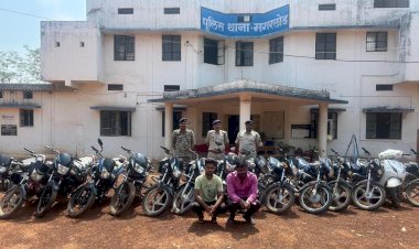 मगरलोड पुलिस की दूसरी बड़ी कार्यवाही, दोपहिया वाहन चोर गिरोह का पर्दाफाश,चोरी की बाइक बेचने तलाश रहे थे ग्राहक
