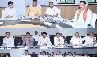 CG Dhan Kharidi : किसानों के लिए अच्छी खबर...धान खरीदी की आरंभिक तैयारियों के लिए मंत्री मंडलीय उप समिति की बैठक,इन मुद्दों पर हुई चर्चा...