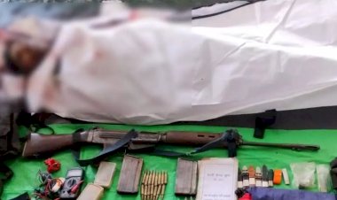CG मुठभेड़ में 5 लाख का इनामी नक्सली कमांडर ढेर:सीतानदी एरिया कमेटी के सदस्य थे...हथियार समेत विस्फोटक सामान बरामद...