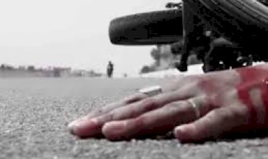 CG - 3 युवकों की मौत : दर्दनाक सड़क हादसा, तेज रफ्तार दो बाइक आपस में भिड़ी, तीन युवकों की गई जान, दो गंभीर रूप से घायल, गांव में पसरा मातम.....