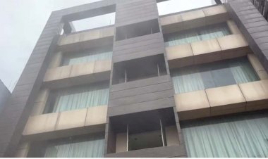 CG - चार मंजिला होटल में लगी भीषण आग, मचा हड़कंप, मौके पर पहुंची दमकल विभाग की टीम, रेस्क्यू टीम ने लोगों को सुरक्षित बाहर निकाला.....