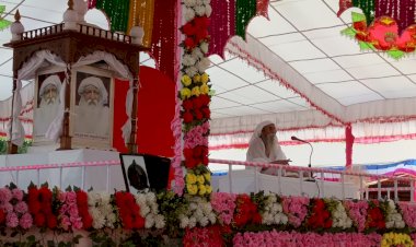 राम-कृष्ण जैसे महापुरुषों ने भी विद्या गुरु और आध्यात्मिक गुरु किये थे, पूरे आध्यात्मिक गुरु को खोज कर भवसागर पार उतरो...