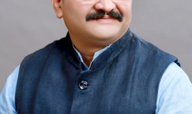 सांसद संतोष पांडेय बने सचेतक ।