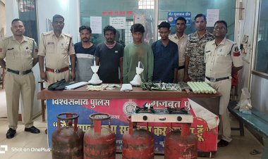 CG Jagdalpur News : चार आरोपी ने मिलकर अलग - अलग स्थानों से सामान चोरी की वारदात को दिया अंजाम, चार आरोपियो को कोतवाली पुलिस ने किया गिरफ्तार...