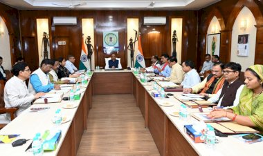 CG- कैबिनेट BIG ब्रेकिंग: साय कैबिनेट का बड़ा फैसला, पढ़िए मंत्रिपरिषद की बैठक के महत्वपूर्ण निर्णय विस्तार से....