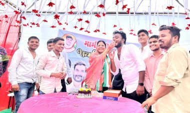 पूर्व विधायक का कार्यकर्ताओं ने मनाया जन्म दिन